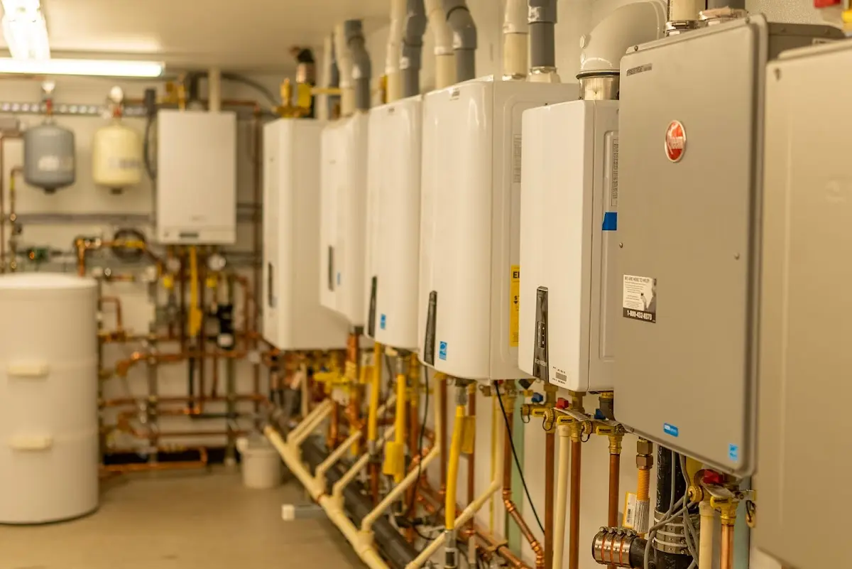 Plumbing services in Westwood Lakes, FL